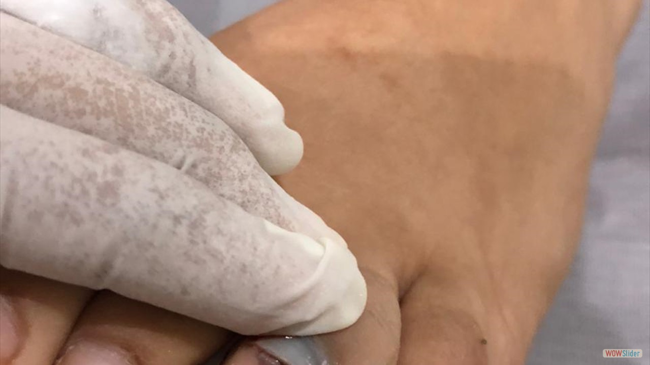 3adb13e9-a47c-40e4-b4d8-4c68f209e7cf